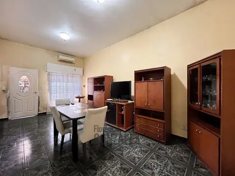 VENTA DE CASA 5 AMBIENTES EN MATADEROS