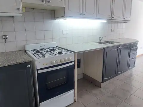 Departamento en Alquiler con 1 cocheras