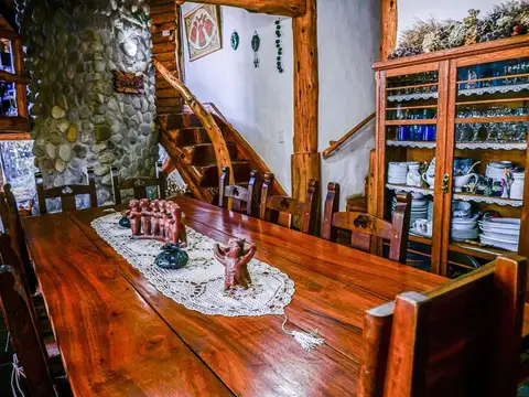 Casa 5 ambientes con 3 baños