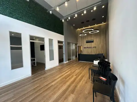 Local en Alquiler en Bella Vista, $ 2.500.000
