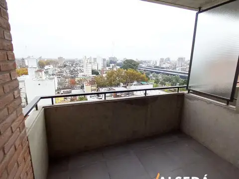 Departamento monoambiente amplio - Placares - Balcón - Macrocentro