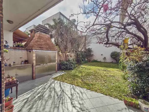 Venta triplex 6 amb, jardin y coch, Villa Urquiza