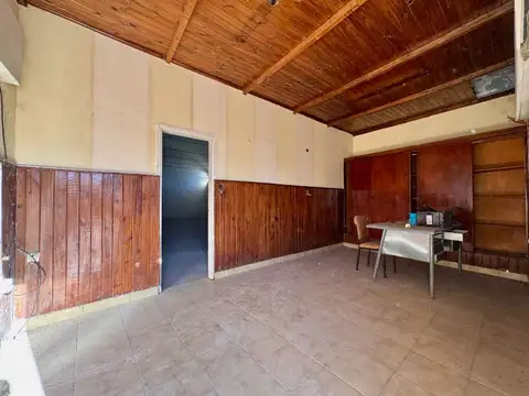 VENTA/DEPOSITO /OFICINA Y PREDIO/VILLA DEL PARQUE