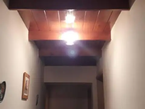 CASA 4 AMBIENTES EXCELENTE UBICACION