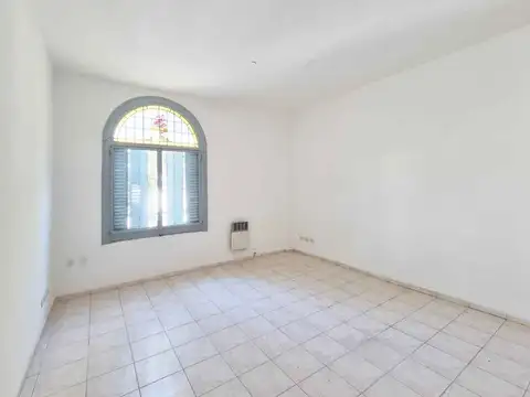 Depto Tipo Casa en Venta 76 años