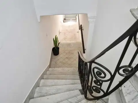 Depto Tipo Casa en Venta de 6 dormitorios