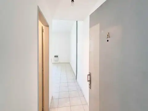Depto Tipo Casa en Venta en Flores, USD 269.000