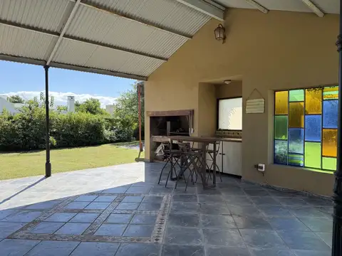 Casa en Venta en Chacras de la Villa, USD 385.000