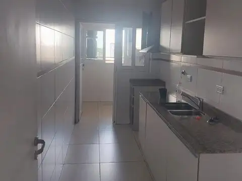 Excelente departamento céntrico, de 3 dormitorios