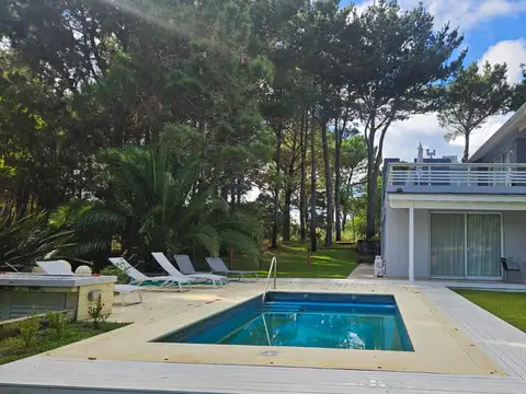 Casa en Venta en Pinamar, USD 490.000