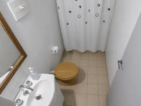 Depto Tipo Casa en Venta en Villa Dominico, USD 54.000