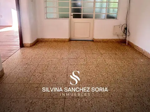 Casa 3 ambientes con 1 baño