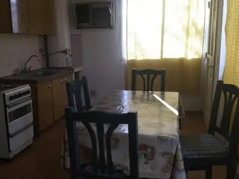 Cnel Salvadores 1300