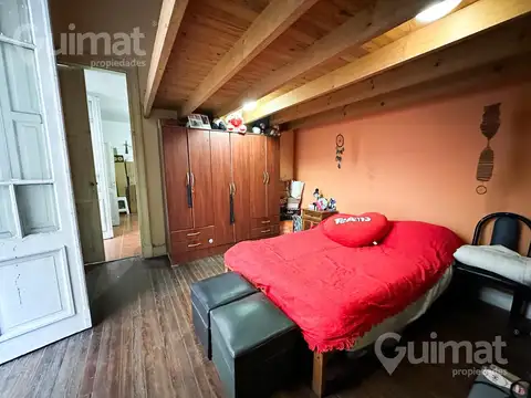 PH al frente en Parque Patricios 4 dormitorios con patio y terraza propia ideal 2 viviendas