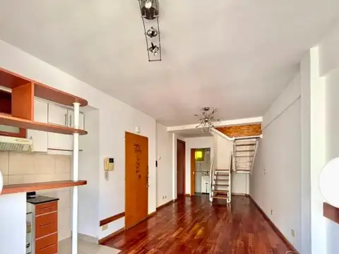 Venta Departamento 3 Ambientes Recoleta Triplex al Frente