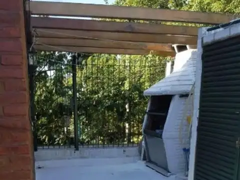 CHALET EN ALQUILER BARRIO PARQUE BERNAL