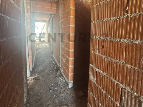 Casa 3 ambientes con 2 baños