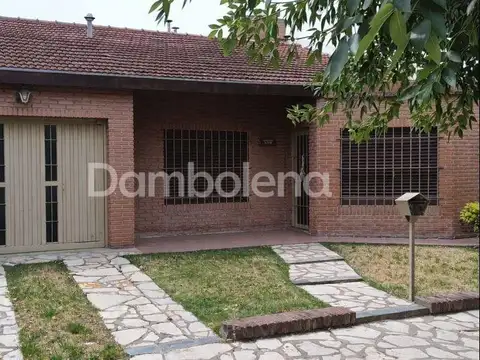 Casa  en Venta en Moreno