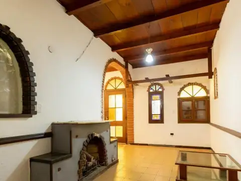 Casa en Venta en Alberdi, USD 42.000