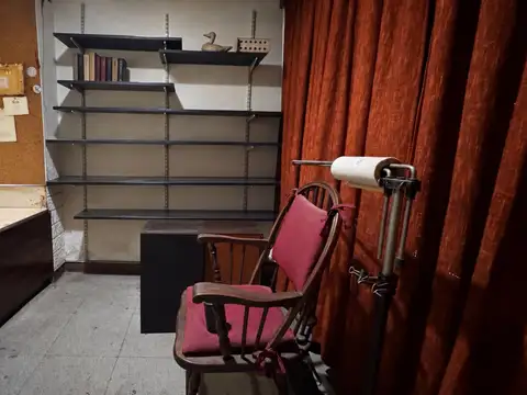 Casa 6 ambientes con 1 baño