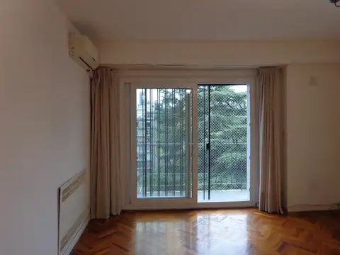 Departamento 4 ambientes con 3 baños