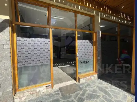 Av. Arrayanes al 100 Villa la Angostura