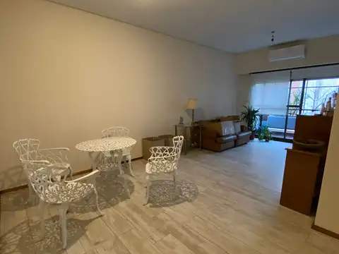 Departamento en venta en Villa Luro.