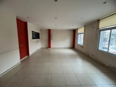 Terreno en Venta en Parque Chacabuco, USD 230.000