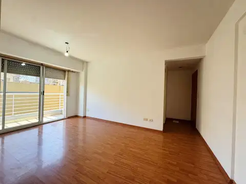 Departamento en Venta en San Fernando Vías  /  Centro, USD 100.000