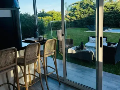 Casa en Alquiler Temporal en Los Talas, USD 4.500