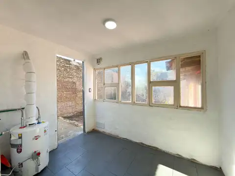 VENTA O PERMUTA CASA DOS DORMITORIOS VILLA ITALIA