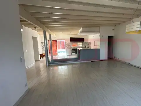 Depto Tipo Casa en Alquiler 10 años