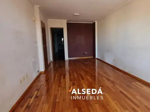 Departamento en Alquiler en Abasto, $ 880.000