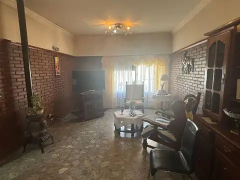Calle 897 3300