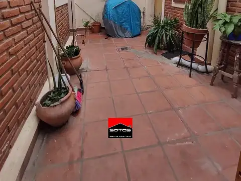 Casa 4 ambientes con 4 baños