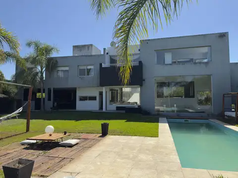 Casa en Venta de 4 dormitorios