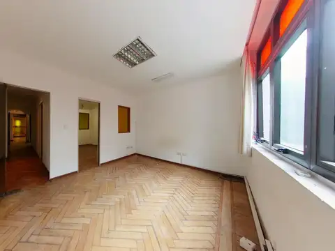 Oficina 3 ambientes con 1 baño