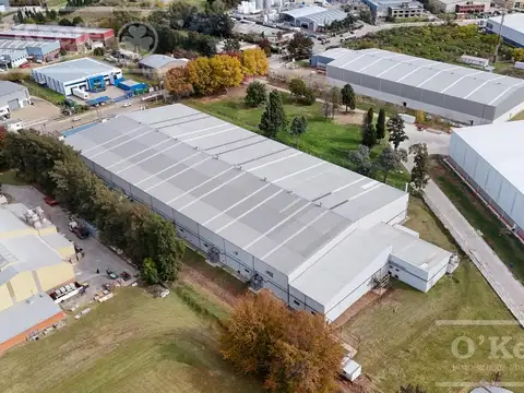 Imponente Galpón Industrial en Pilar — Venta y Alquiler- 8.166 M2