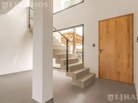Casa en Venta al Este
