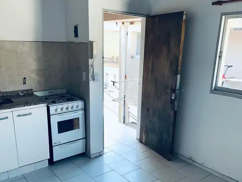 Dpto de 1 dormitorio LUMINOSO EN ALQUILER - B Alberdi, zona plaza colon - central de policías