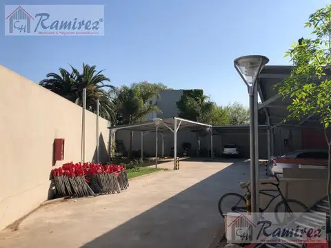 Cocheras En Alquiler frente a la estación - Francisco Alvarez, Moreno