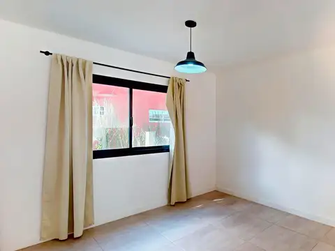 VENTA CASA 2/3 AMB PARQUE Y PARRILLA ACANTILADOS