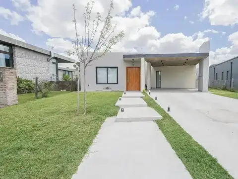 Casa en Venta en Santa Emilia