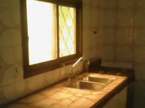 PASAJE LA PAZ 2100, Piso PB