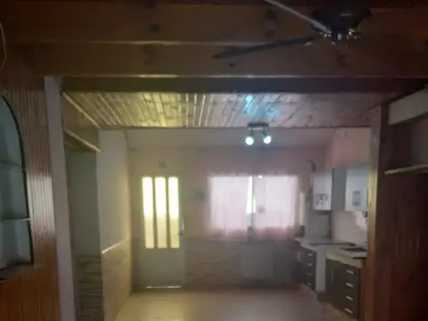 Casa 6 ambientes con 3 baños