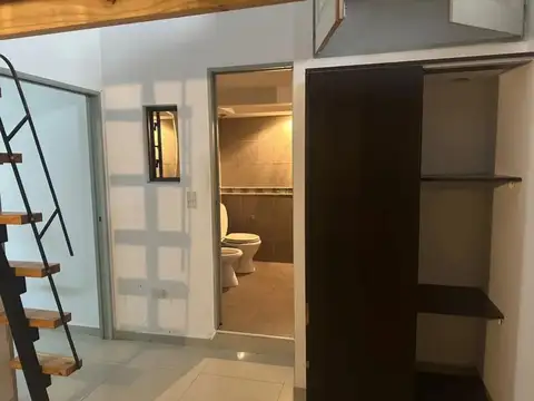 Depto Tipo Casa en Alquiler de 1 dormitorio