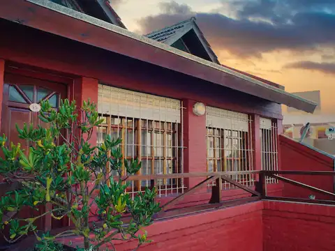 Dúplex 4 habitaciones · 80 m² · Amoblado · A 50m del mar – Villa Gesell