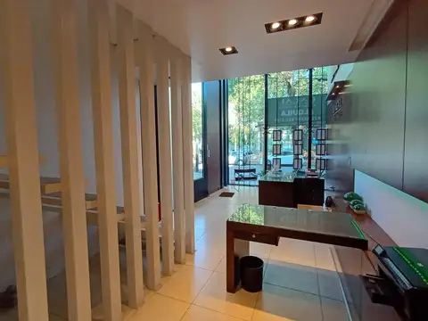 Local en alquiler City Bell - Dacal Bienes Raices