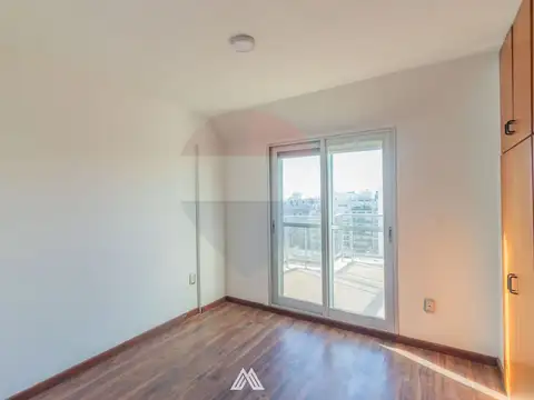 Venta Penthouse 3 dorm. y garaje Punta Carretas