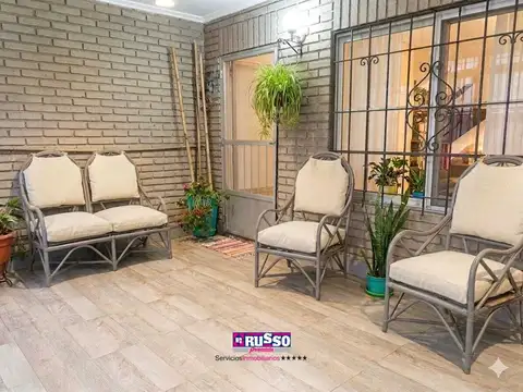 Casa 5 ambientes con 3 baños